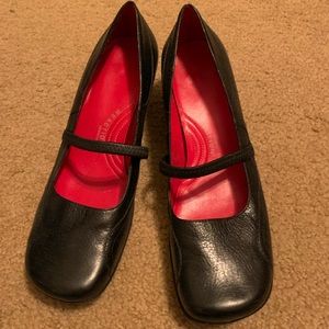 Kenneth Cole Reaction Black Squared Mary Janes